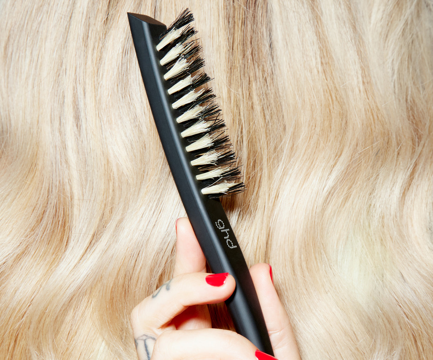 ghd Narrow Dressing Brush - The Final Touch