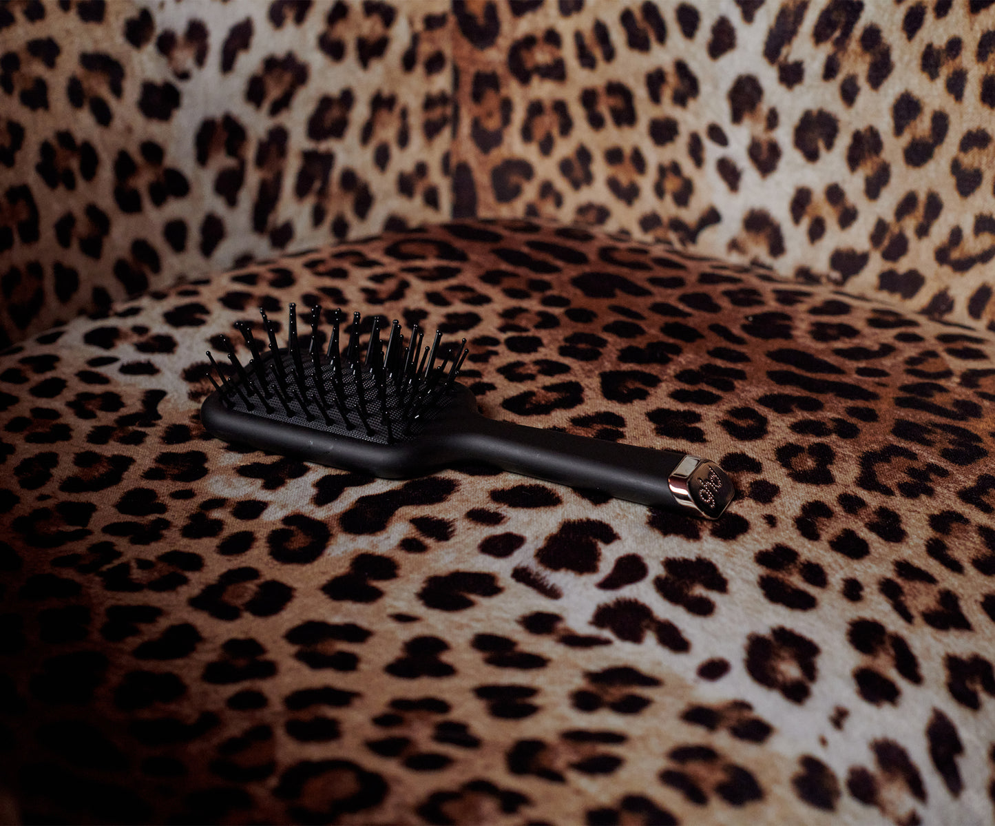 ghd Mini Paddle Brush - The Mini All-Rounder